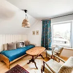 401 Mury Apartament *