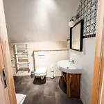 401 Mury Apartament *