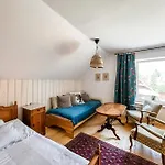 401 Mury