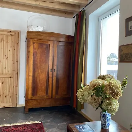 401 Mury Apartman *