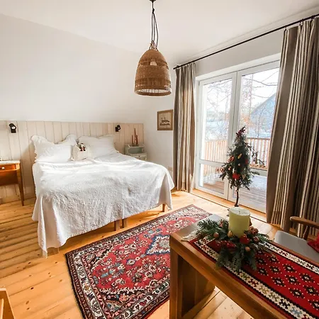 Apartament 401 Mury *