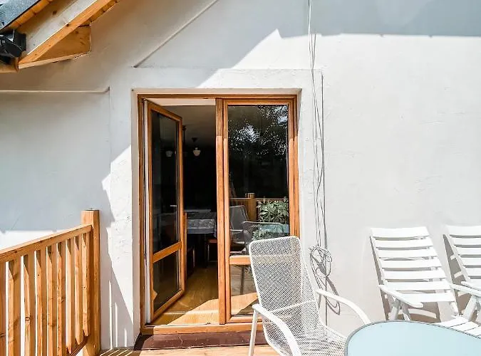 401 Mury * איסטבנה